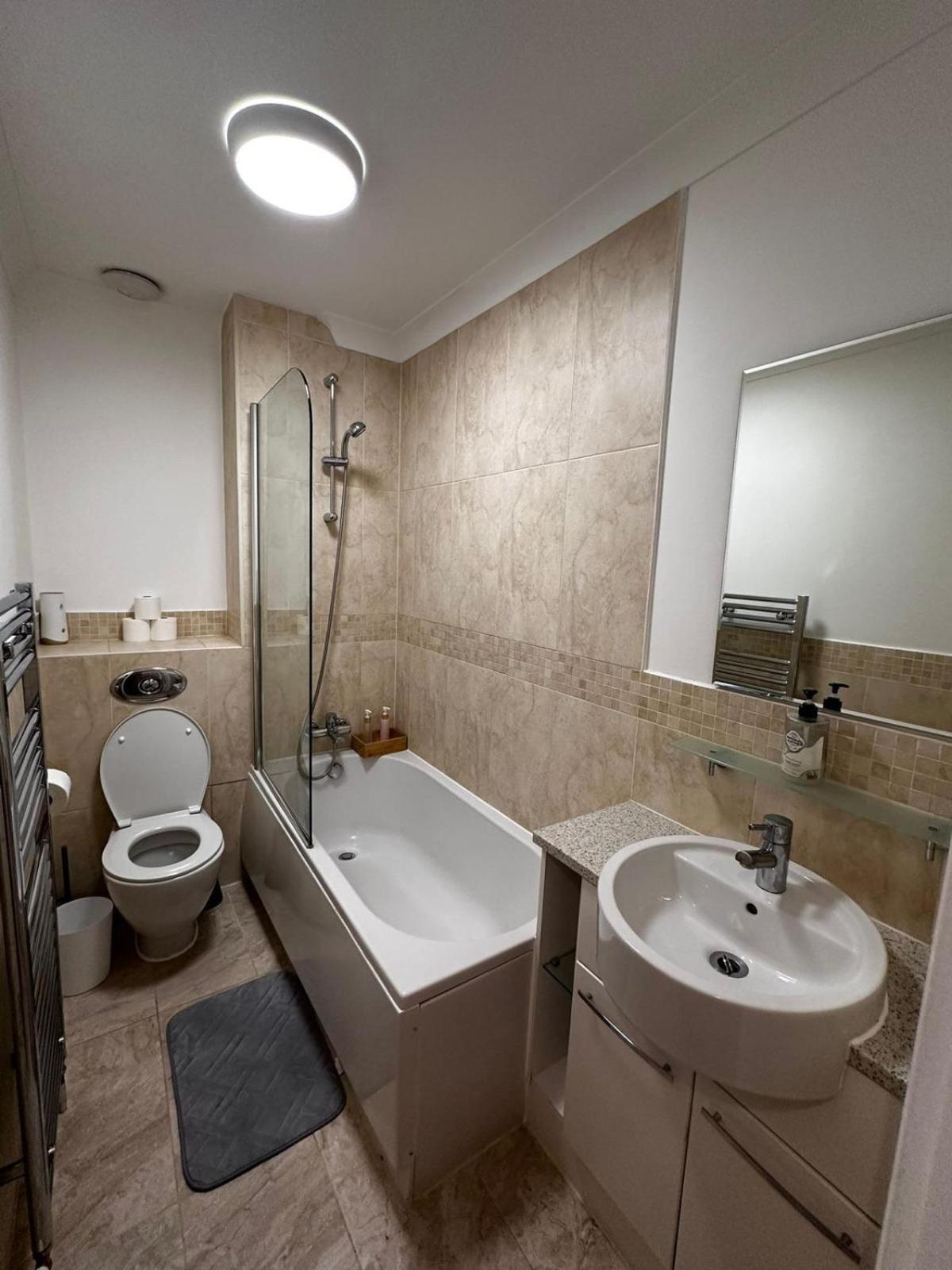 City Lux Apartment Londra Dış mekan fotoğraf